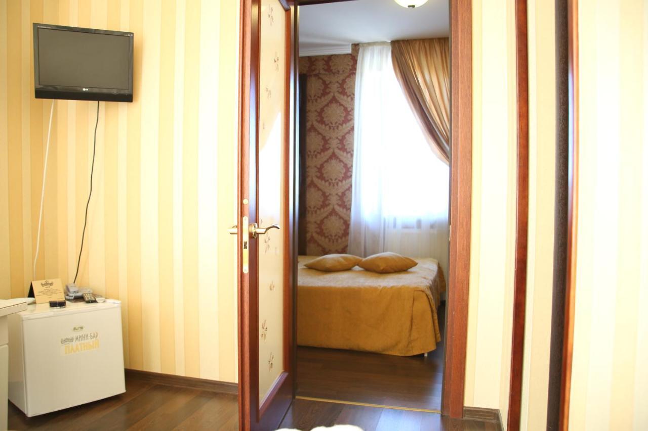 Берлога Charkiw Exterior foto